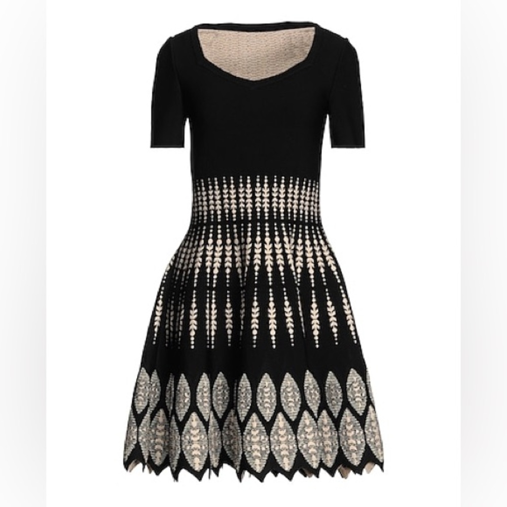 ALAÏA Black and Cream Dress